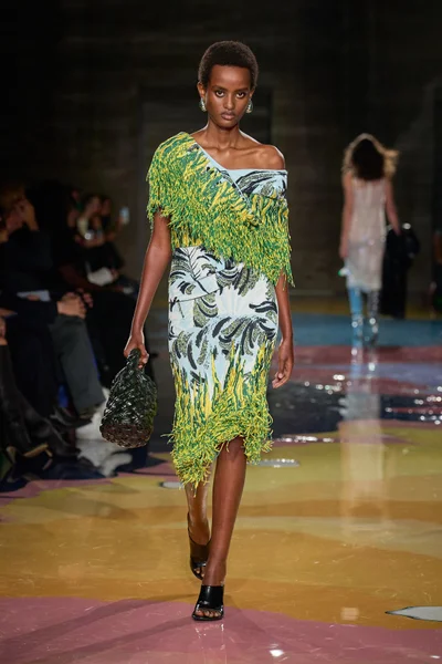 Look 31